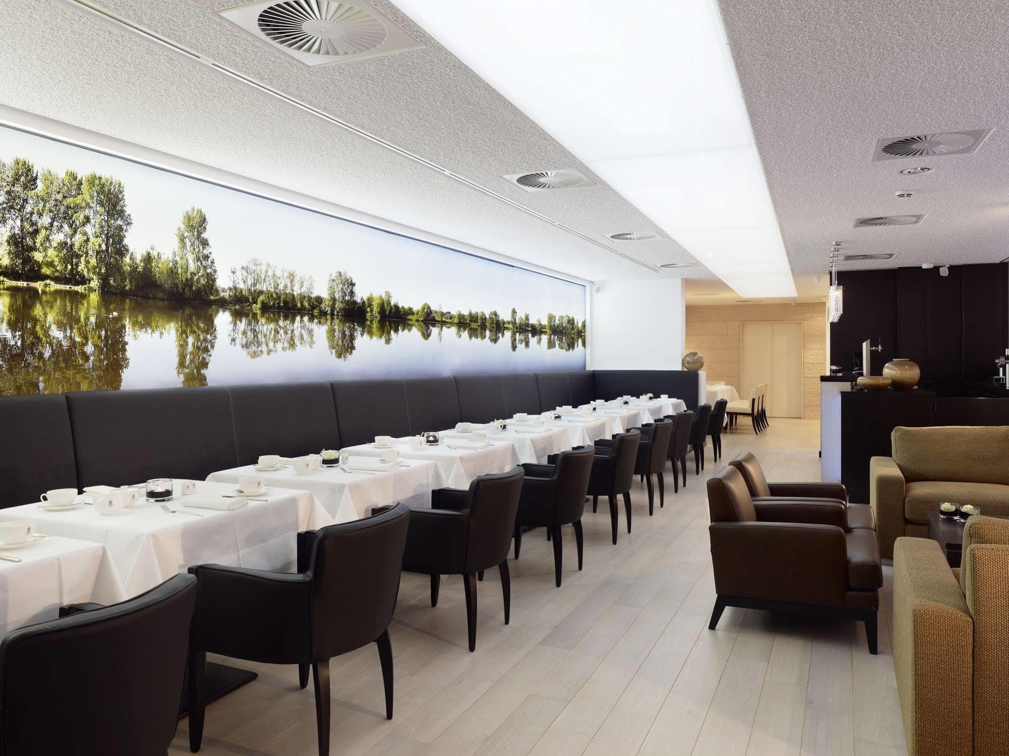 Boutique Hotel Villa Am Ruhrufer Golf & Spa Mülheim an der Ruhr Restaurang bild